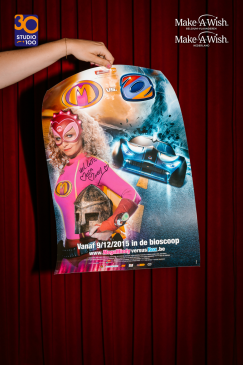 Mega Mindy vs Rox poster (gesigneerd)