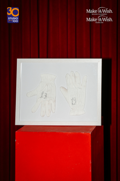 Originele handschoenen Burgemeester (gesigneerd)